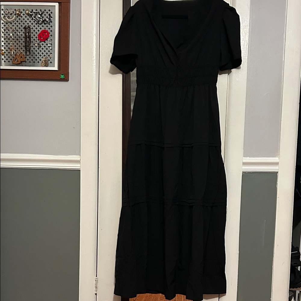 Chic Black Midi Dress for Women